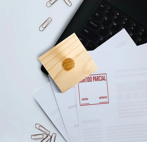 Sellos personalizados con base de madera - Medidas grandes